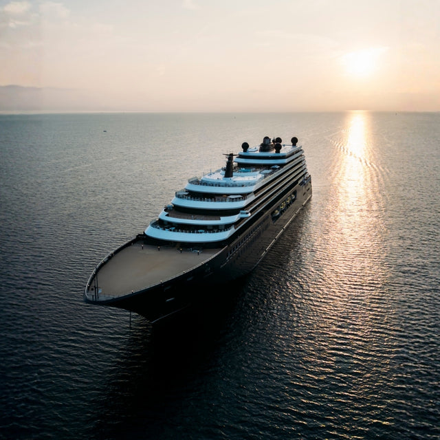 PISTERZI PER THE RITZ-CARLTON YACHT COLLECTION